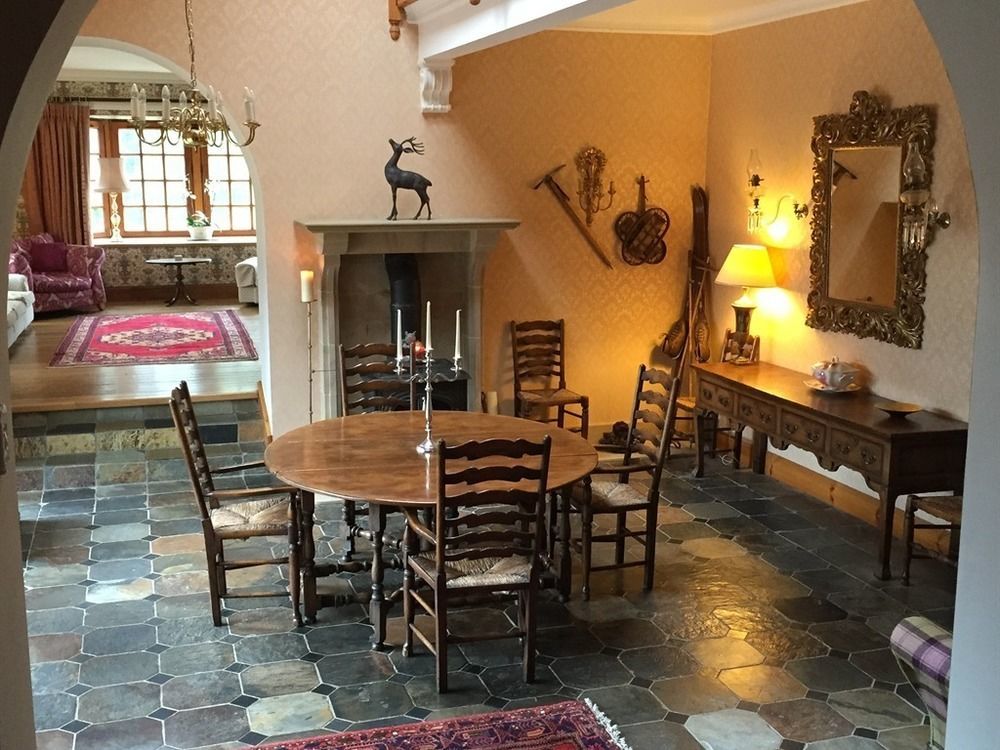 דרמנדרוכיט Highland Bear Lodge & Luxury Bear Huts מראה חיצוני תמונה