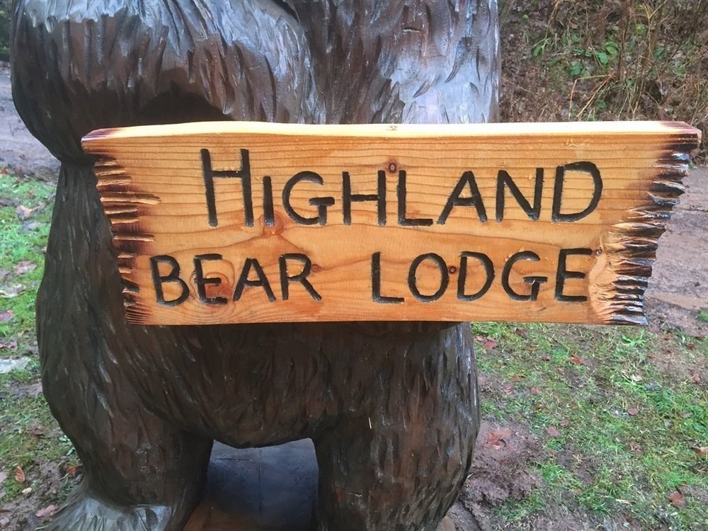 דרמנדרוכיט Highland Bear Lodge & Luxury Bear Huts מראה חיצוני תמונה